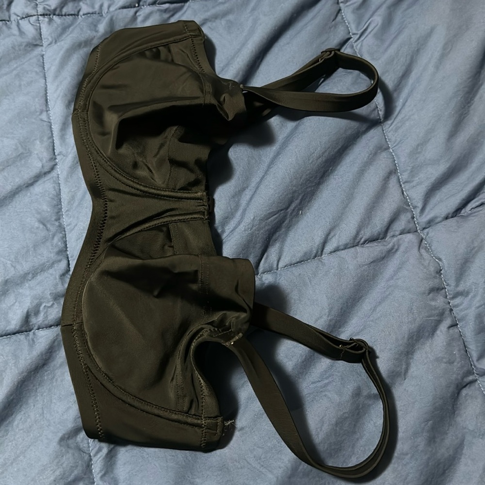 Underwire bikini top